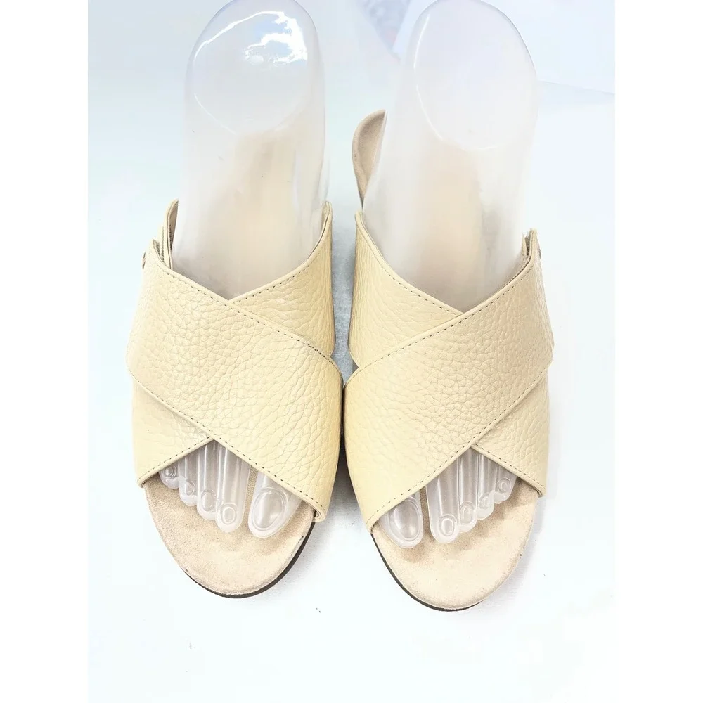 Vionic Leticia Cream Beige Pebbled Leather Cross Strap Wedge Sandals Womens 8